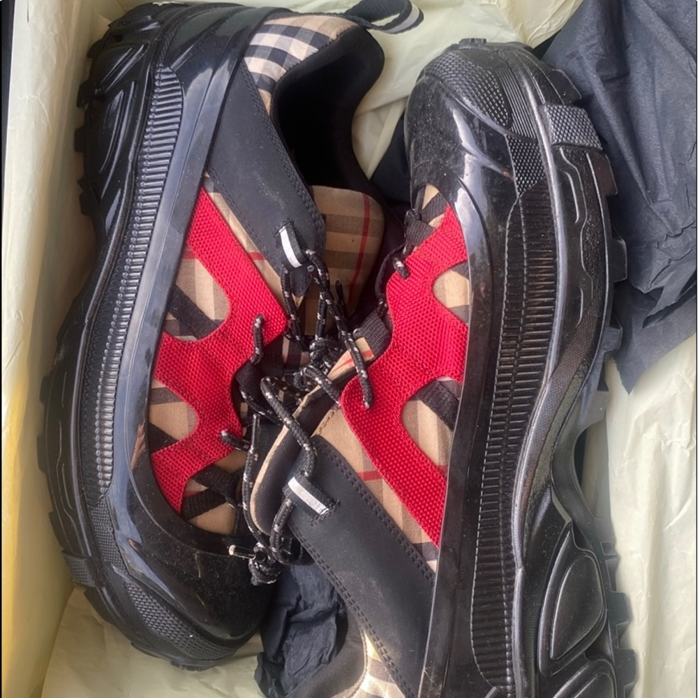 Burberry Shoes Men
